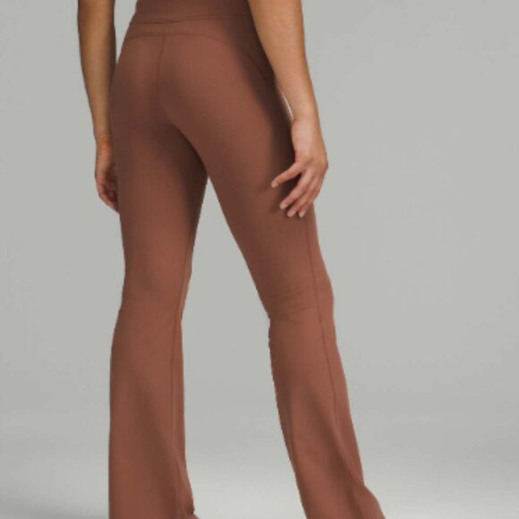 Lululemon Groove Super High Rise Flare Pant Size 8 - Picture 2 of 7